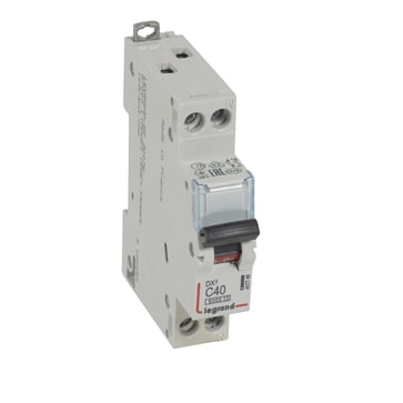 DX3 MCB automatsikring C40 1pol+nul 2M 10000/10KA