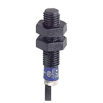 Induktiv nfl plast M8 PNP NO 2,5mm 10m