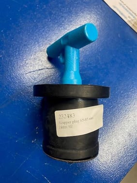 Scupper plug 2,5'' 65-85mm