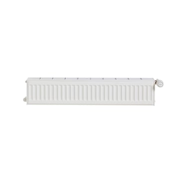 Stelrad radiator Compact All In Plinth H200 T33 L1600 4 x 12"