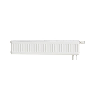 Stelrad radiator Novello Plinth H200 T22 L1300 vendbar 6 x 12"